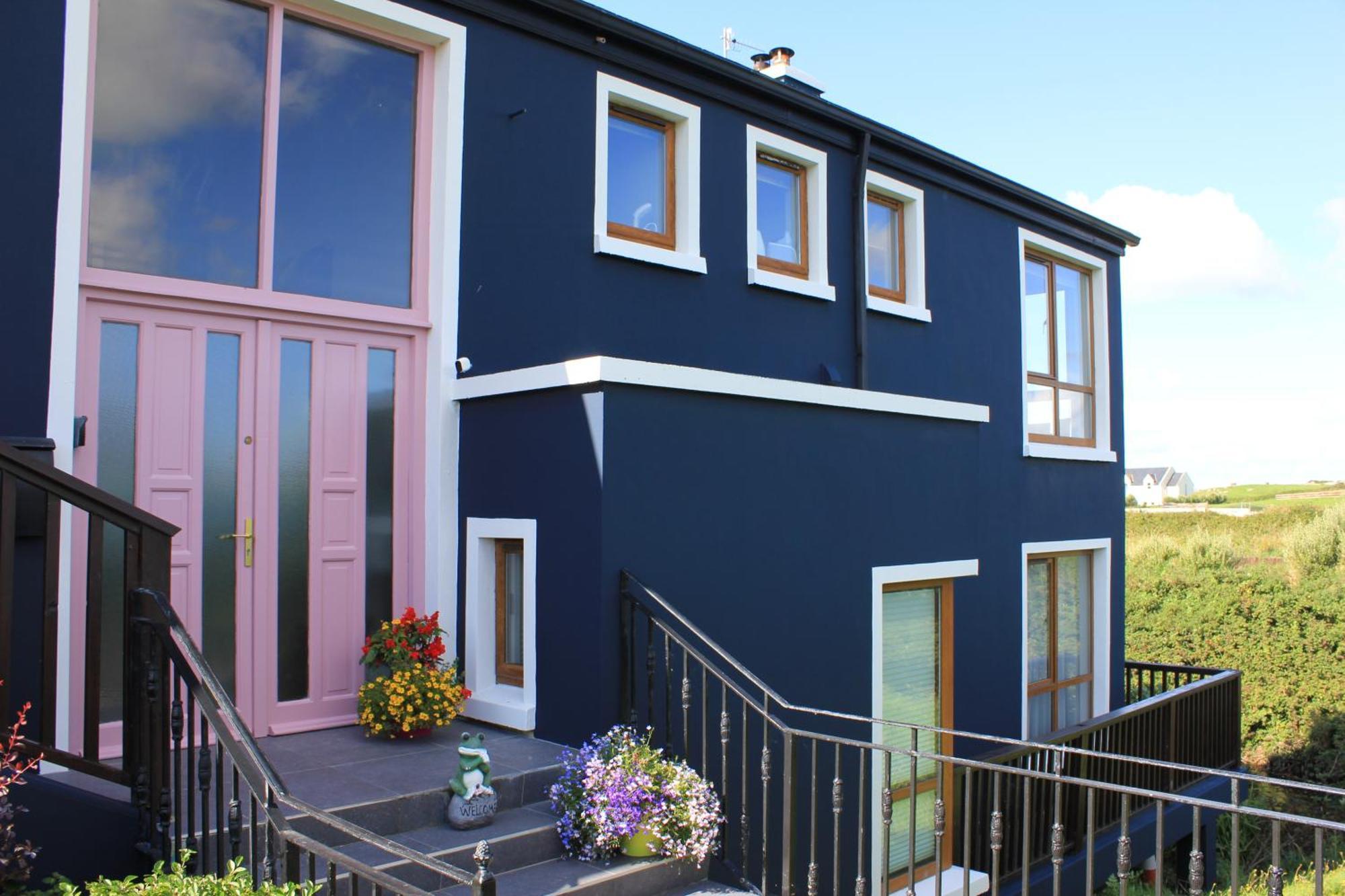 Riverbank Rooms Doolin Exterior foto
